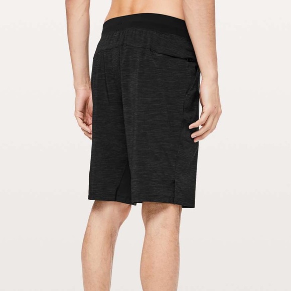 Lululemon T.H.E. Short *Linerless 11" (Heather Allover Deep Coal Black) - Picture 3 of 9